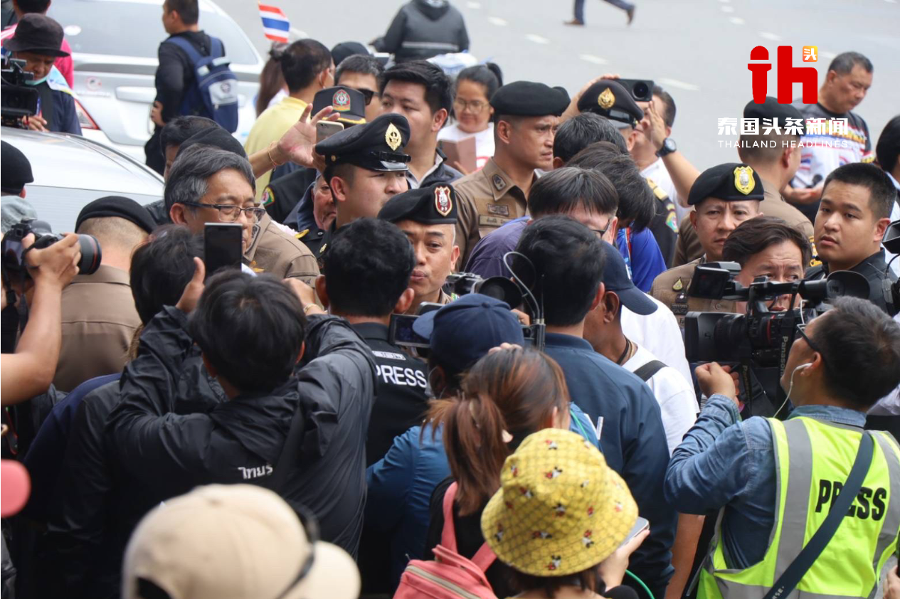 果博东方福布斯公司“下台”！泰国大集会呼吁罢免佩通坦(图9)